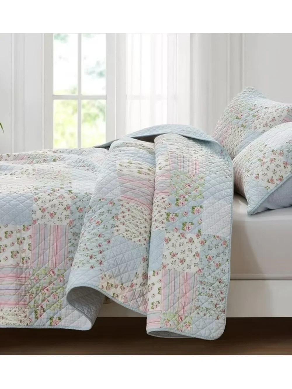 Quilted Pastel Floral Full 3 piece Bedspread Set